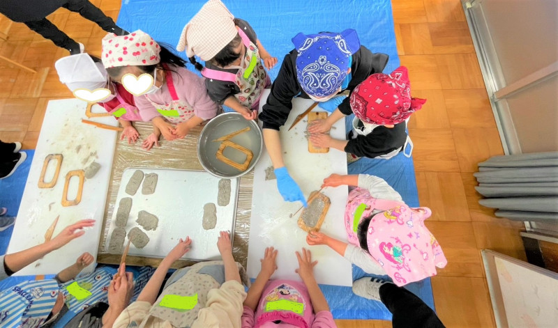 魚食八幡幼稚園よこづくり