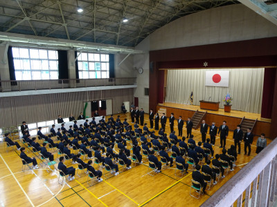 ４ 職員紹介